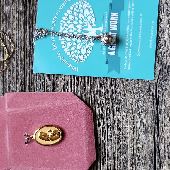 NWT LDS Latter Day Saints Necklaces Jewelry Bundle Lot - Picture 3 of 9